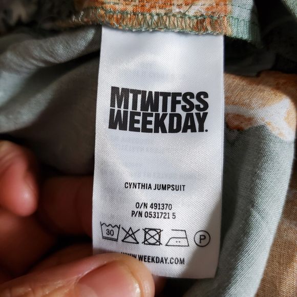 MTWTFSS WEEKDAY Cynthia Jumpsuit MEDIUM - Picture 5 of 7